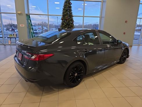 Certified 2025 Toyota Camry SE image 7