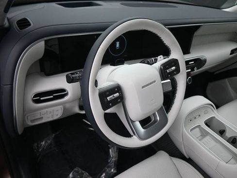 Certified 2026 Hyundai Palisade Calligraphy FWD image 18