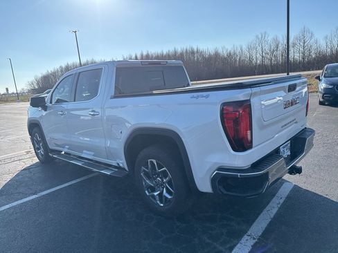 Used 2022 GMC Sierra 1500 SLT image 5