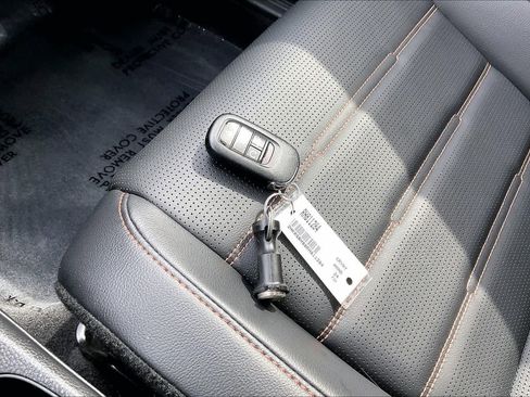 Used 2024 Honda CR-V Sport-L image 15