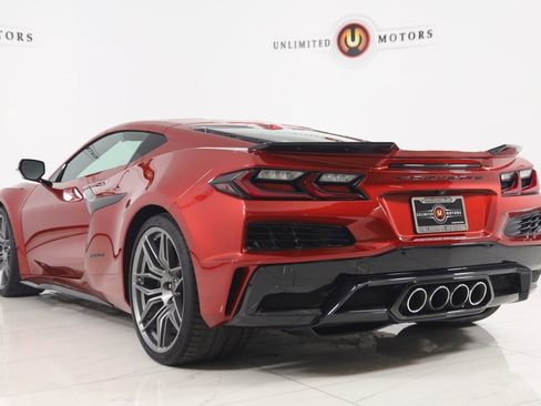 Used 2023 Chevrolet Corvette Z06 image 4