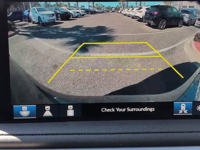 Certified 2026 Acura MDX w/ Technology Package FWD image 32