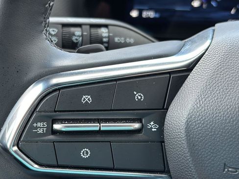 Certified 2026 Chevrolet Equinox LT FWD image 27