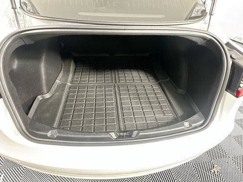 Used 2020 Tesla Model 3 Standard Range Plus image 28