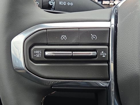 New 2026 GMC Canyon Denali image 21