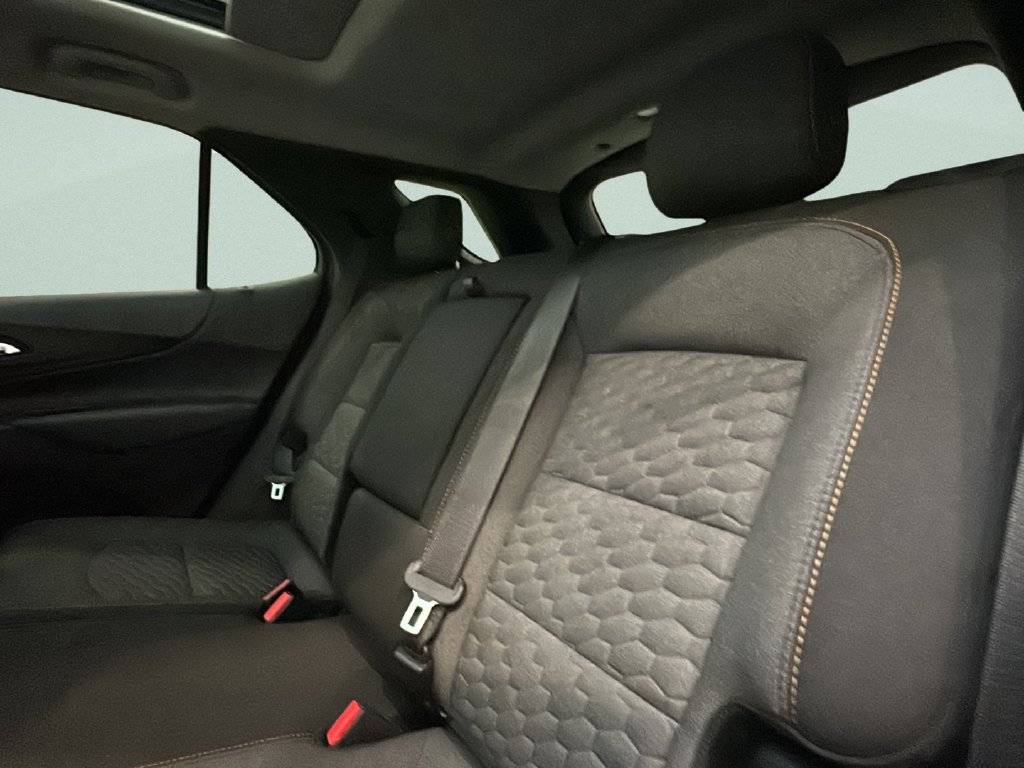 Used 2020 Chevrolet Equinox LT AWD/4WD image 14