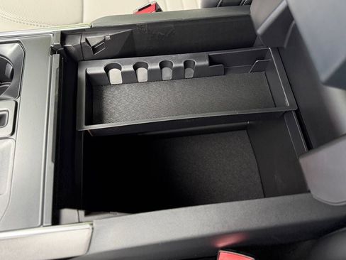 New 2025 Ford F150 Lightning Platinum image 23