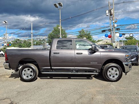 Used 2026 RAM 2500 Big Horn AWD/4WD image 32