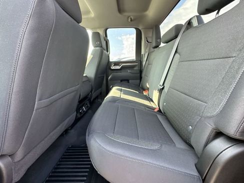 New 2026 GMC Sierra 2500 SLE AWD/4WD image 9