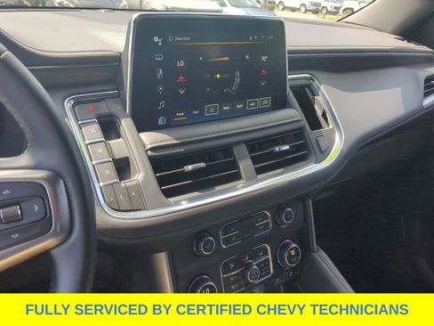 Used 2024 Chevrolet Suburban LT AWD/4WD image 31