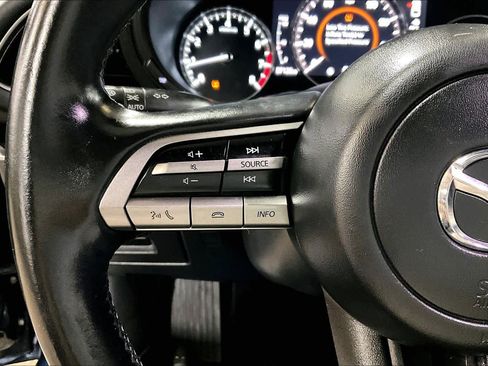 Used 2021 MAZDA MAZDA3 s image 21