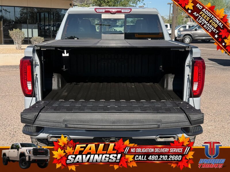 Used 2024 GMC Sierra 1500 AT4 w/ Technology Package AWD/4WD image 8