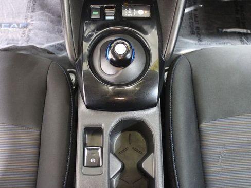 Used 2020 Nissan Leaf SV w/ SV Technology Package image 31