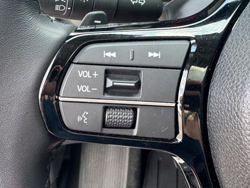 Certified 2026 Honda Pilot Touring image 24