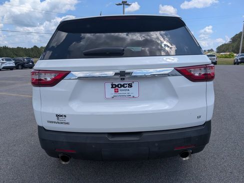 Used 2021 Chevrolet Traverse LT w/ LPO, Floor Liner Package image 4
