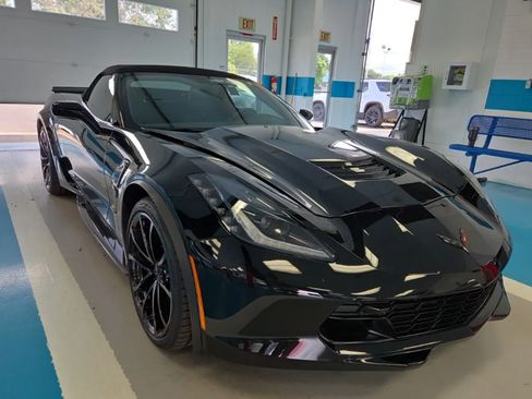 Used 2017 Chevrolet Corvette Grand Sport RWD image 4