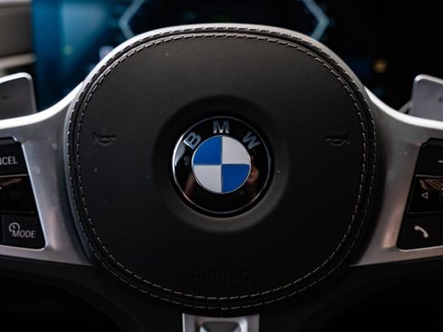Used 2026 BMW X6 M60i AWD/4WD image 31