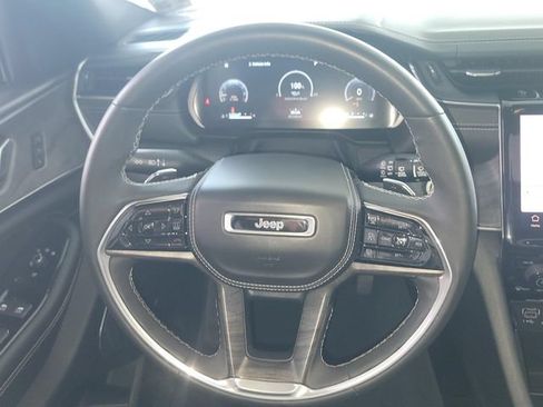 Certified 2023 Jeep Grand Cherokee L Overland AWD/4WD image 13