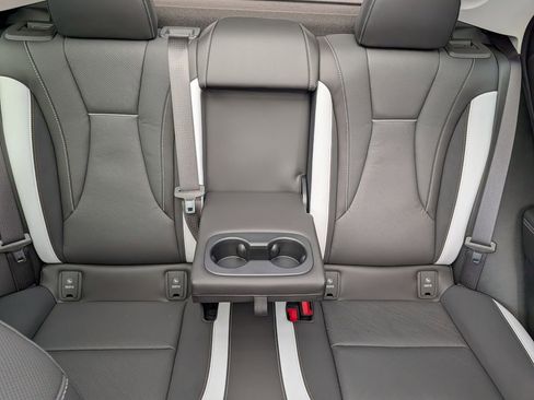 New 2025 Buick Envision Sport Touring image 31