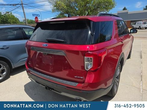 Used 2023 Ford Explorer XLT w/ Equipment Group 202A AWD/4WD image 5