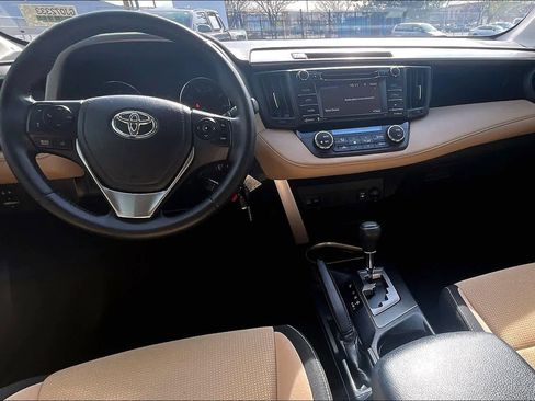 Used 2016 Toyota RAV4 XLE image 15