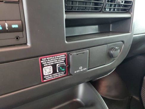 New 2026 Chevrolet Express 2500 w/ Driver Convenience Package RWD image 20