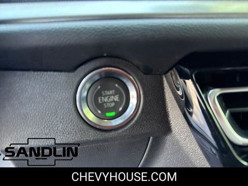 New 2026 Chevrolet Traverse LT w/ Midnight/Sport Edition FWD image 32