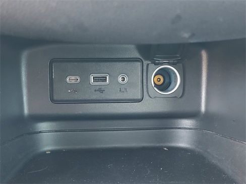 Used 2022 Chevrolet Equinox LT image 19