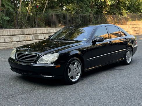 Used 2001 Mercedes-Benz S 55 AMG image 2