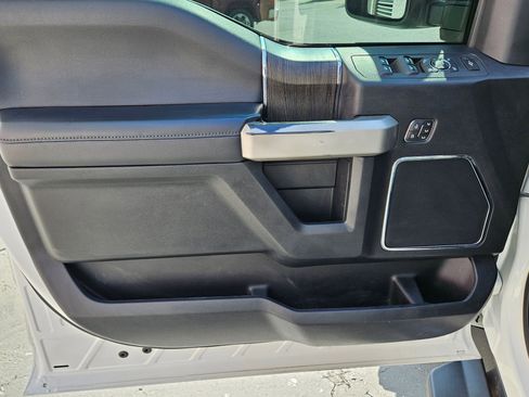 Used 2020 Ford F350 Lariat w/ Lariat Ultimate Package image 17