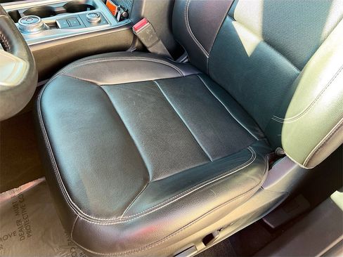 Used 2022 Ford Explorer Limited w/ Equipment Group 301A image 20