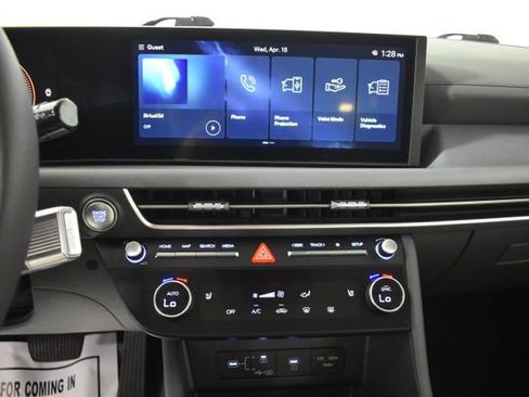 Used 2025 Hyundai Sonata SEL FWD image 19
