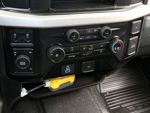 New 2025 Ford F550 4x4 Supercab Super Duty image 21