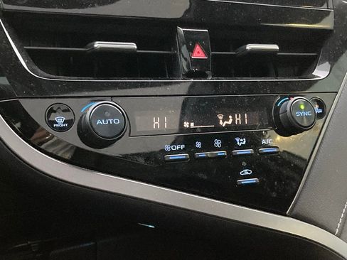 Used 2023 Toyota Camry XSE image 26