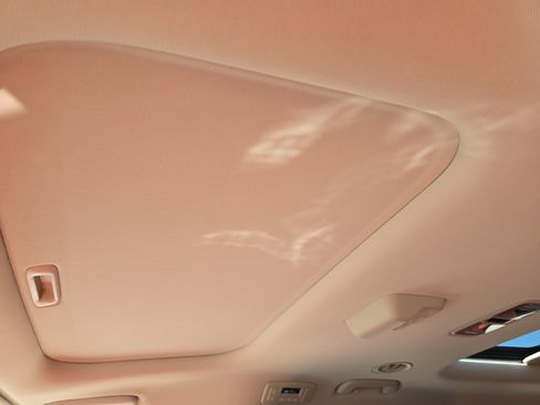 New 2026 Kia Carnival SX Prestige FWD image 24