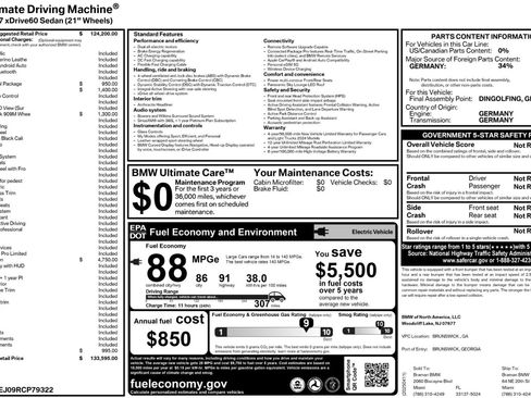 Used 2024 BMW i7 xDrive60 w/ Premium Package image 64