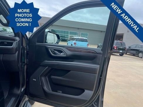 Used 2021 Chevrolet Tahoe LT w/ LT Signature Plus Package RWD image 35
