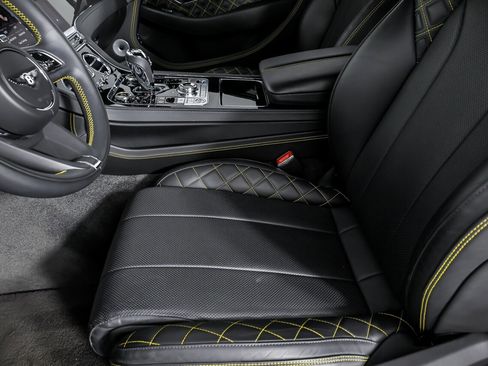 Used 2022 Bentley Continental GT Speed image 21