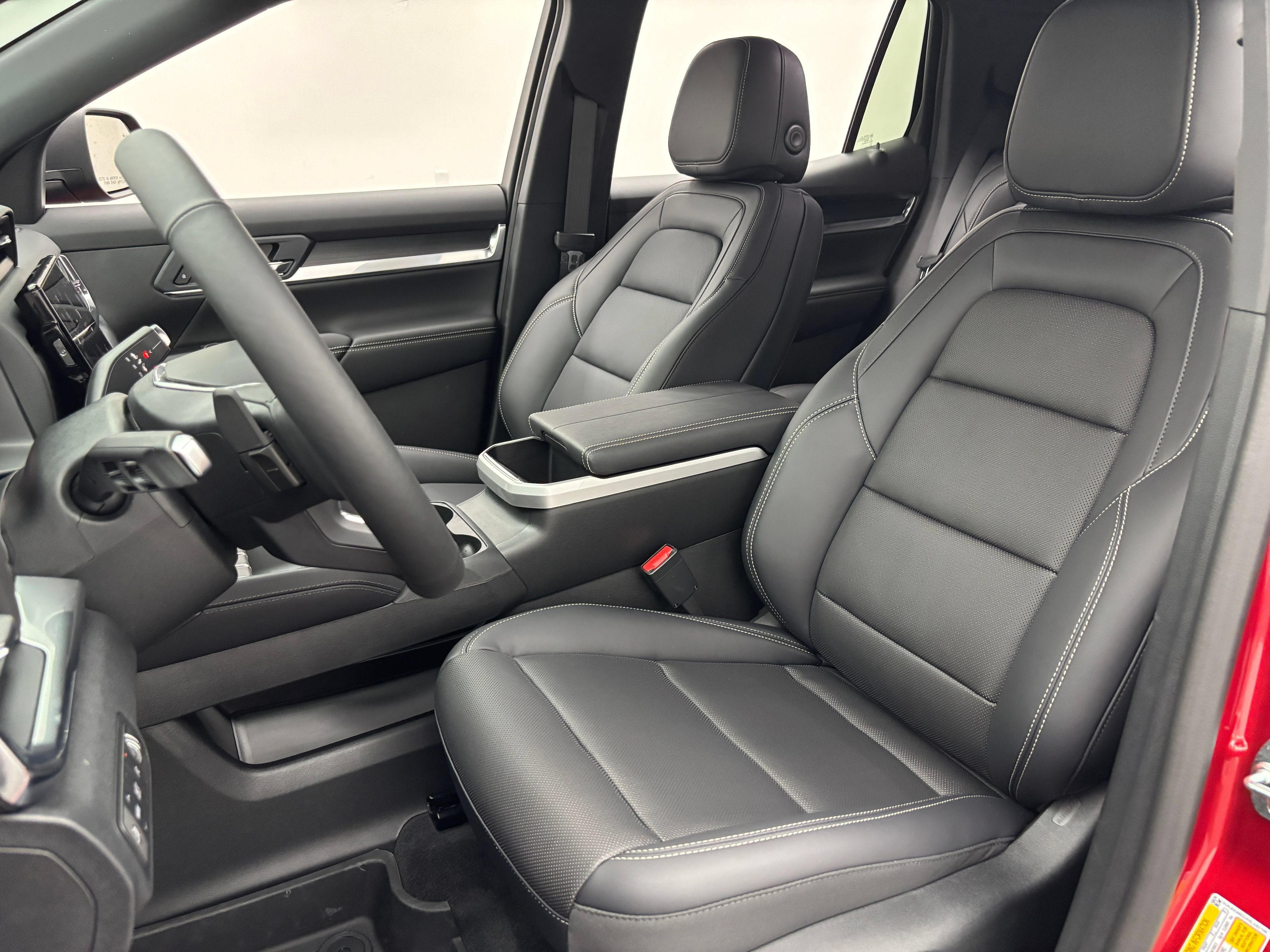 New 2027 GMC Terrain Elevation w/ Elevation Premium Package FWD image 18