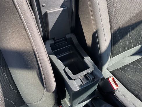 Used 2021 Ford EcoSport SE image 42