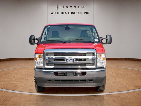 Used 2026 Ford E-450 and Econoline 450 Super Duty w/ Power Equipment Group image 2