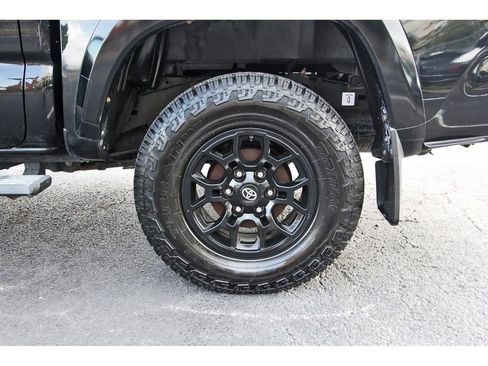Used 2021 Toyota Tacoma SR5 image 30