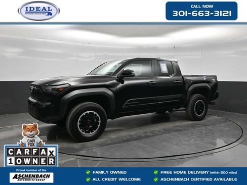 Used 2024 Toyota Tacoma TRD Off-Road w/ TRD Off Road Upgrade Package AWD/4WD image 1