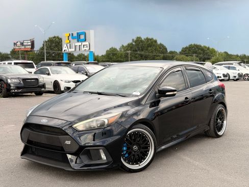 Used 2017 Ford Focus RS AWD/4WD image 5