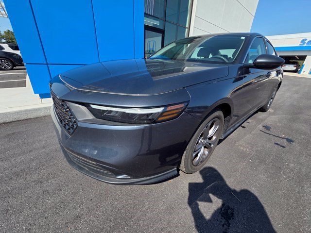 Used 2024 Honda Accord EX image 3