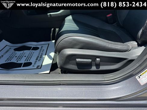 Used 2017 Honda Civic EX-L image 19