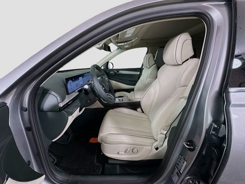 Certified 2026 Genesis GV80 2.5T Advanced image 16