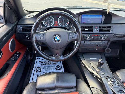 Used 2011 BMW M3 Convertible RWD image 20