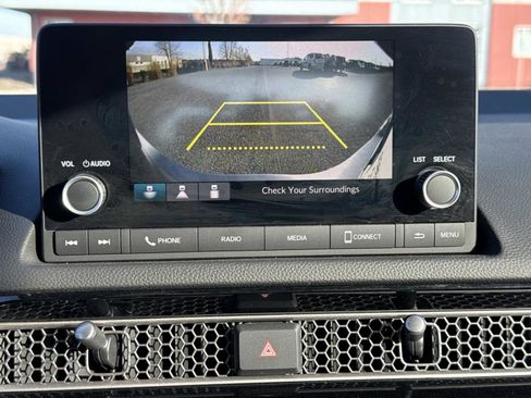 Used 2023 Honda Civic Sport image 4