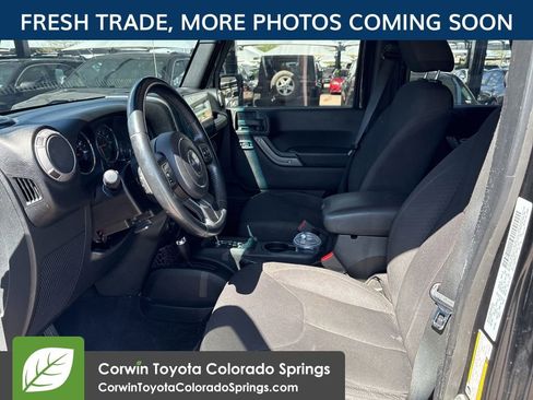 Used 2015 Jeep Wrangler Unlimited Sport w/ Quick Order Package 24S AWD/4WD image 11